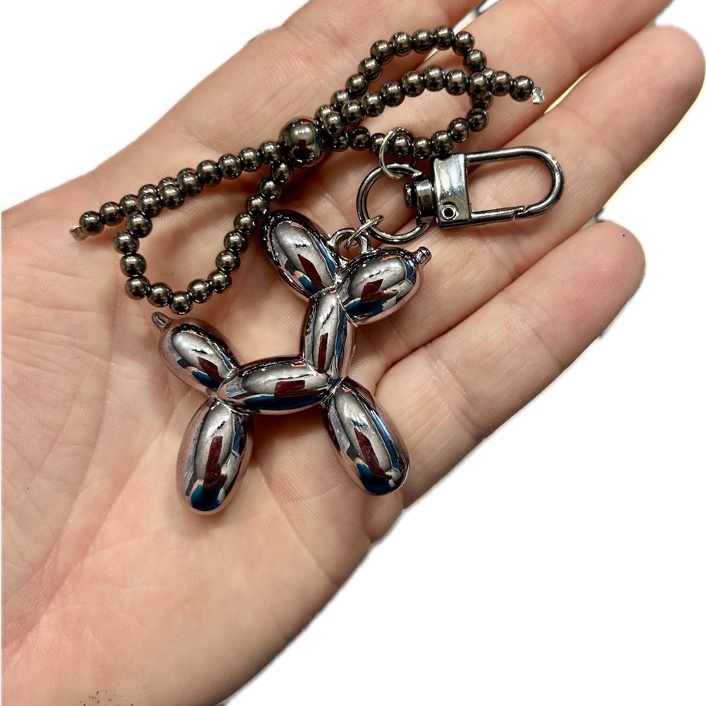 Dark Silver Balloon Dog Keychain